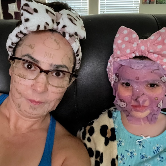 Meet your Posher, Celia - Picture 4 of 4